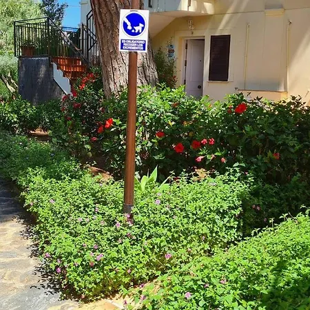 Exotic Garden 2 Bedroom Flat