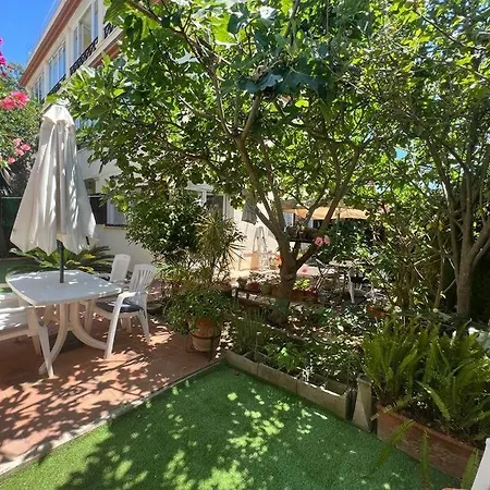 Exotic Garden 2 Bedroom Flat * マルベーリャ