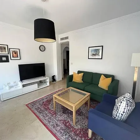 Exotic Garden 2 Bedroom Flat アパート *